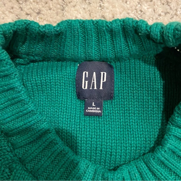 GAP Cable knit Sweater - Picture 3 of 4